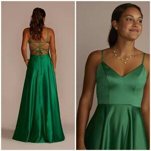 JULES AND CLEO satin spaghetti strap a-line prom dress Emerald Green 8 M
